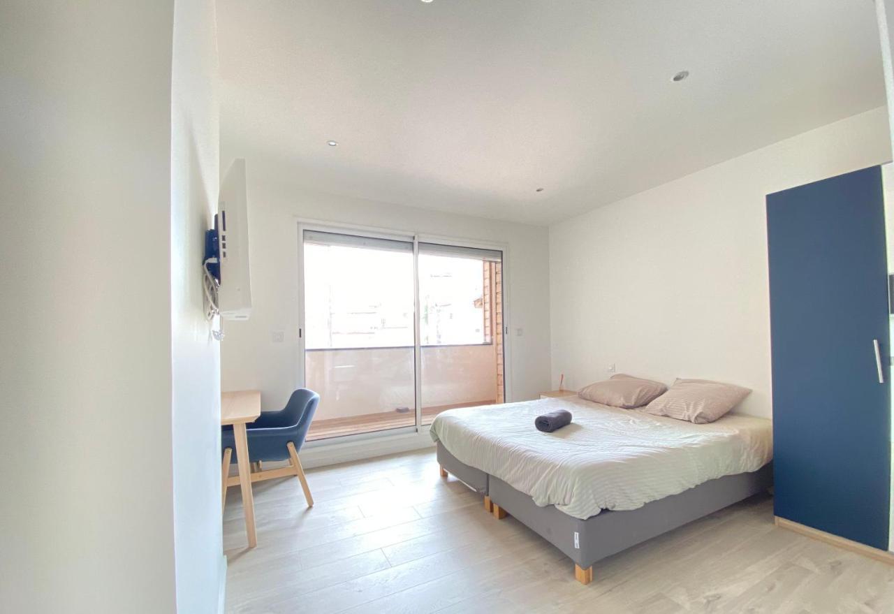 Tour D'Auvergne - Appartements En Plein Centre Ville, Proche De La Cathedrale Et De La Place De Jaude Clermont-Ferrand Esterno foto