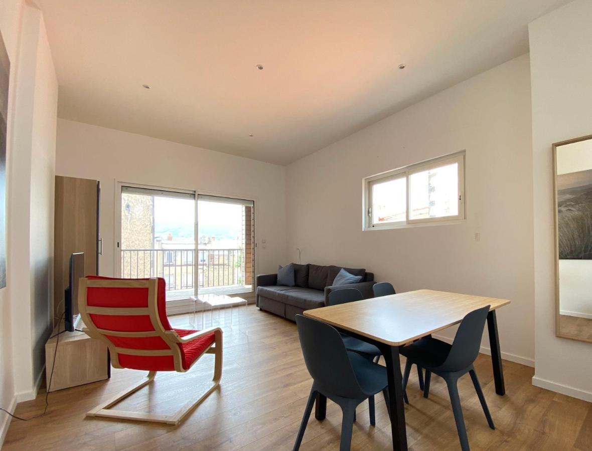 Tour D'Auvergne - Appartements En Plein Centre Ville, Proche De La Cathedrale Et De La Place De Jaude Clermont-Ferrand Esterno foto