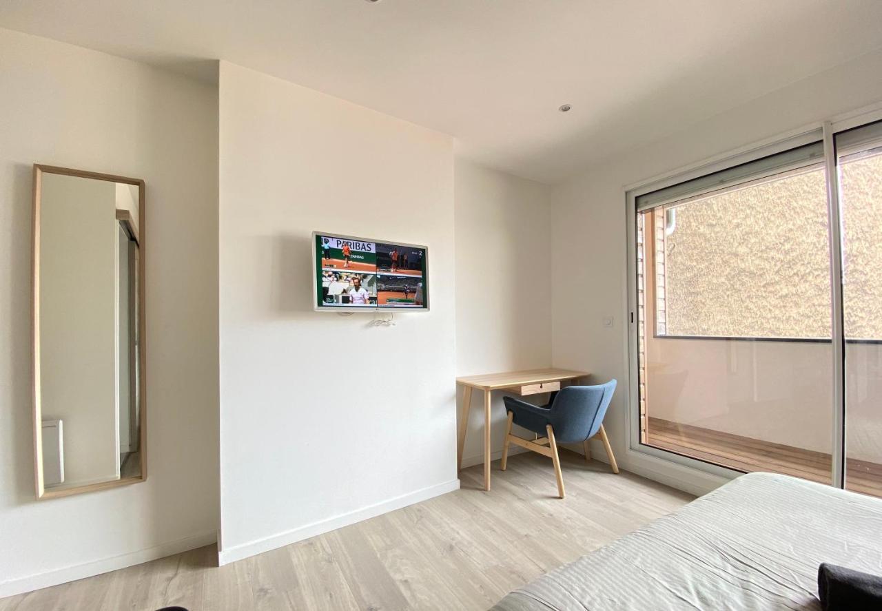 Tour D'Auvergne - Appartements En Plein Centre Ville, Proche De La Cathedrale Et De La Place De Jaude Clermont-Ferrand Esterno foto