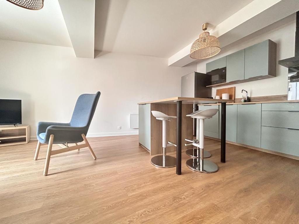 Tour D'Auvergne - Appartements En Plein Centre Ville, Proche De La Cathedrale Et De La Place De Jaude Clermont-Ferrand Esterno foto