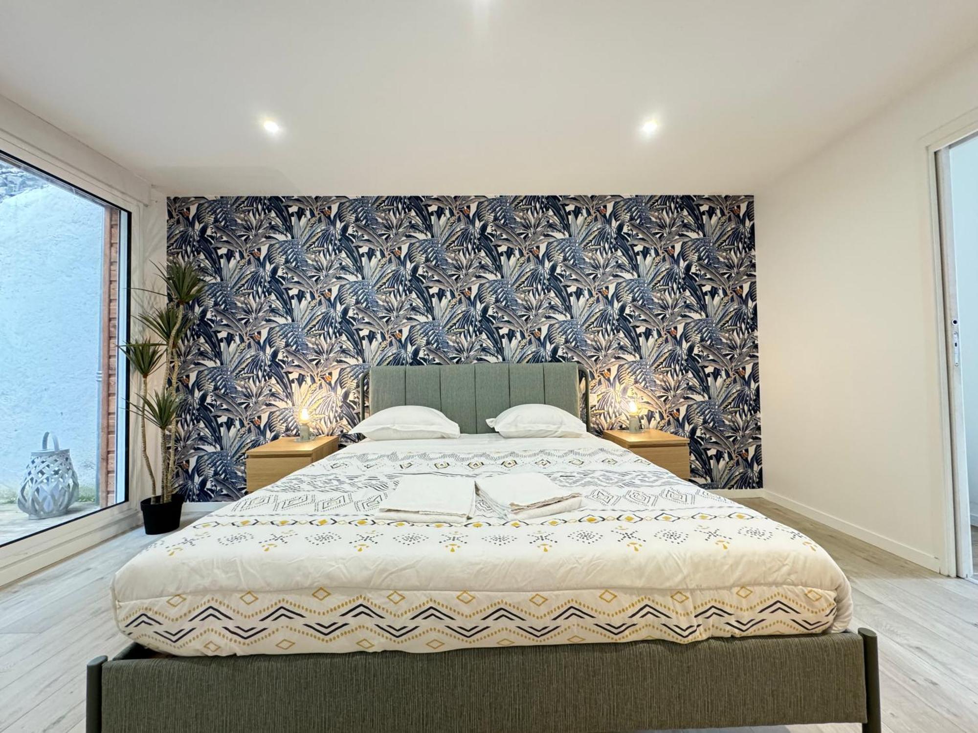 Tour D'Auvergne - Appartements En Plein Centre Ville, Proche De La Cathedrale Et De La Place De Jaude Clermont-Ferrand Esterno foto