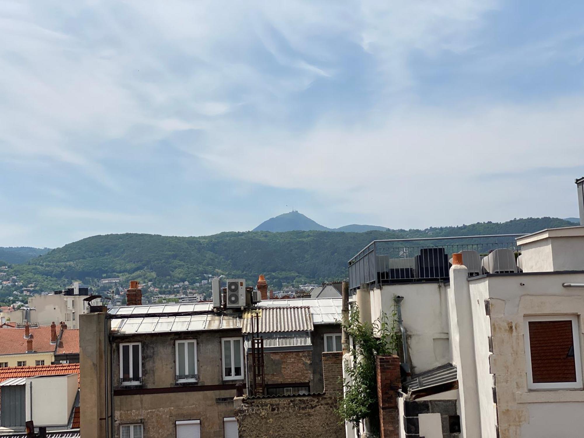 Tour D'Auvergne - Appartements En Plein Centre Ville, Proche De La Cathedrale Et De La Place De Jaude Clermont-Ferrand Esterno foto